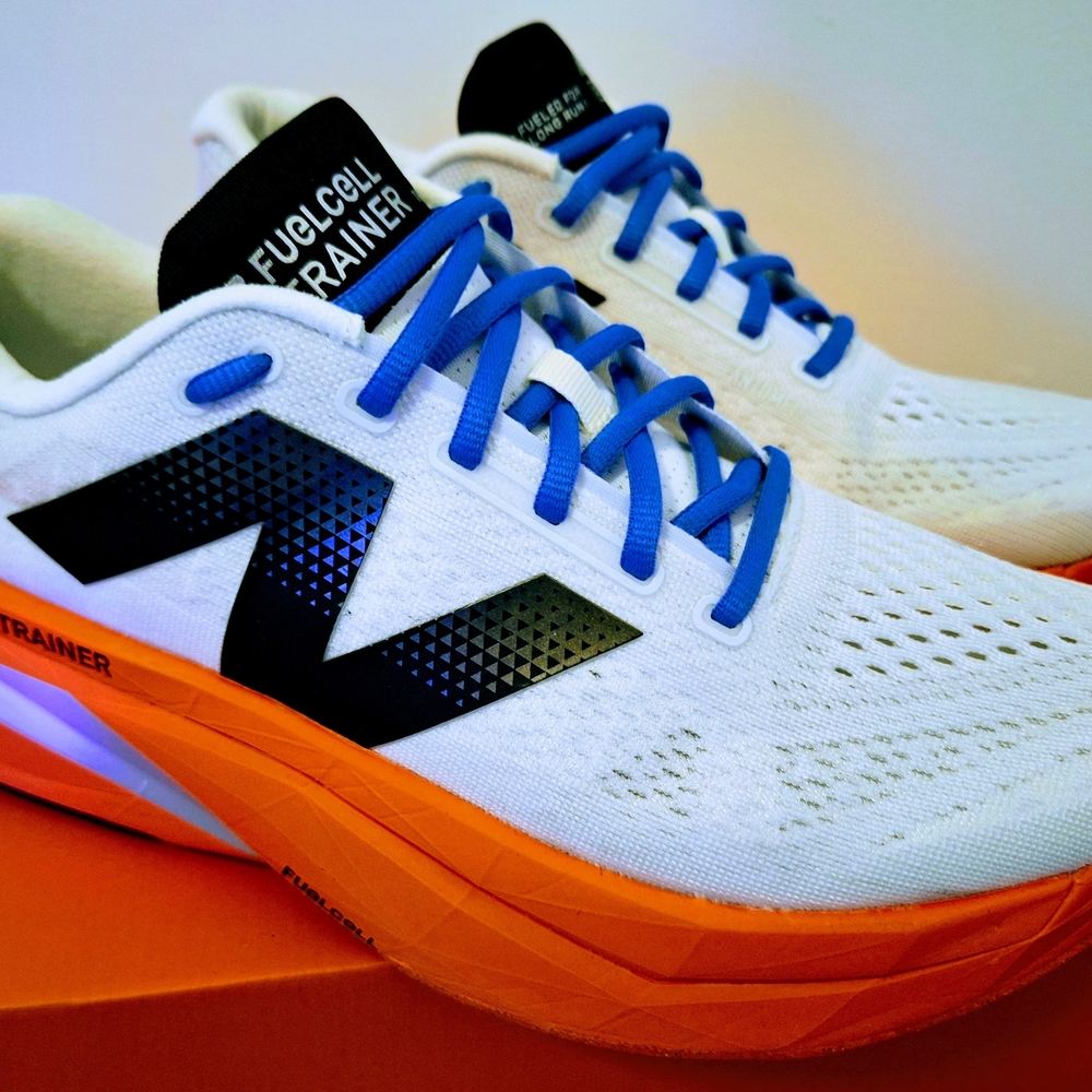 New Balance Supercomp Trainer V3 - Picture 3 of 9